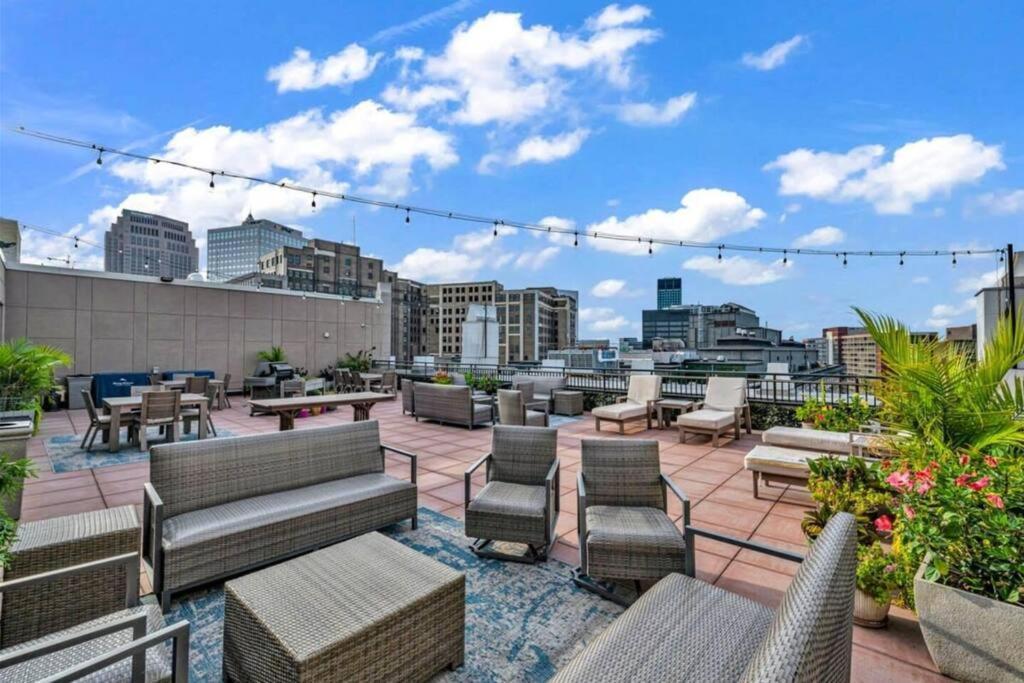 2Br Unit In The Heart Of Dt On Playhouse Square, With Pool And Gym Access-1106 Apartment Cleveland Ngoại thất bức ảnh