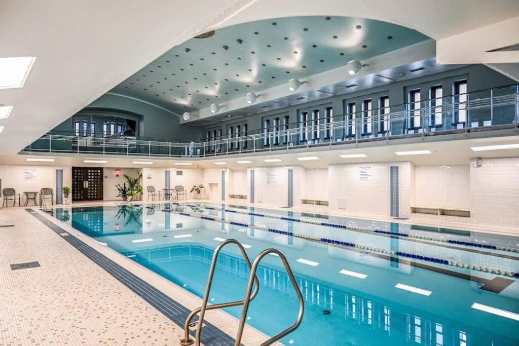 2Br Unit In The Heart Of Dt On Playhouse Square, With Pool And Gym Access-1106 Apartment Cleveland Ngoại thất bức ảnh