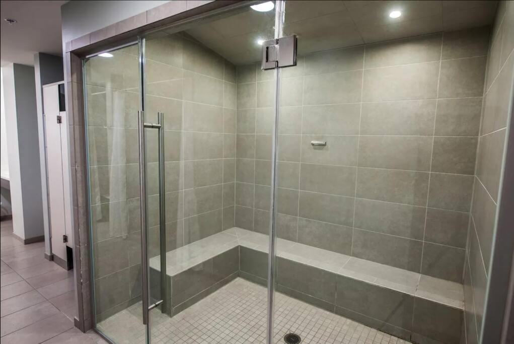 2Br Unit In The Heart Of Dt On Playhouse Square, With Pool And Gym Access-1106 Apartment Cleveland Ngoại thất bức ảnh