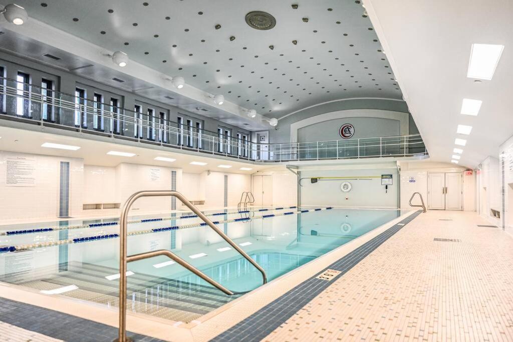 2Br Unit In The Heart Of Dt On Playhouse Square, With Pool And Gym Access-1106 Apartment Cleveland Ngoại thất bức ảnh